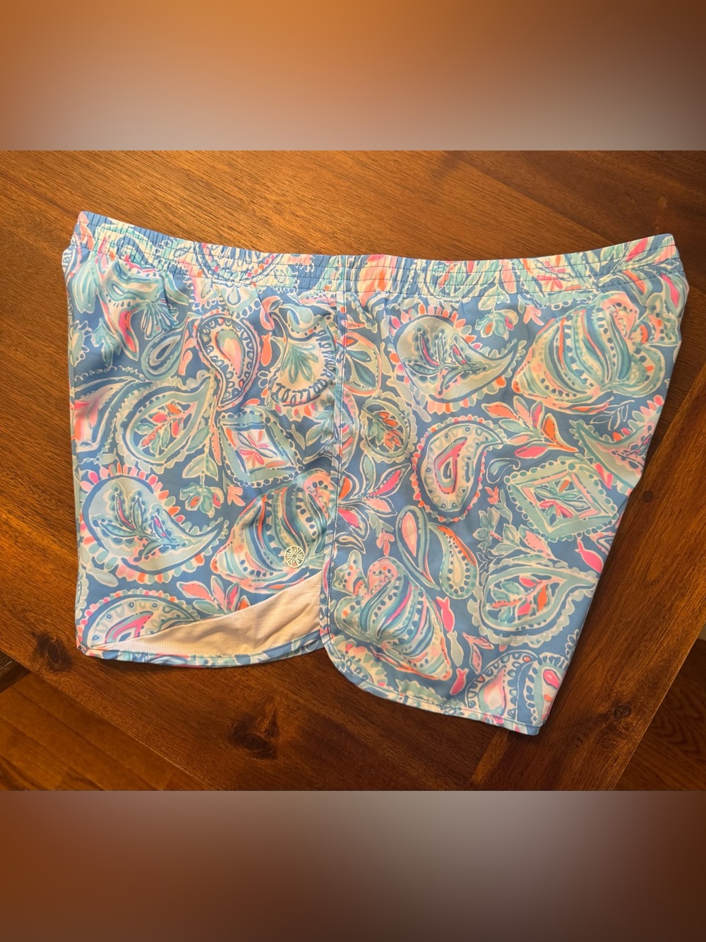 Lilly Pulitzer Luxletic Ocean Trail Shorts in Zanzibar Blue Fish Kiss XL EUC